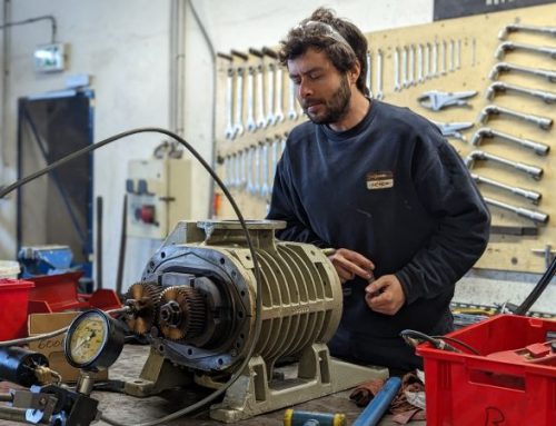 Service de maintenance industrielle sur un surpresseur Roots