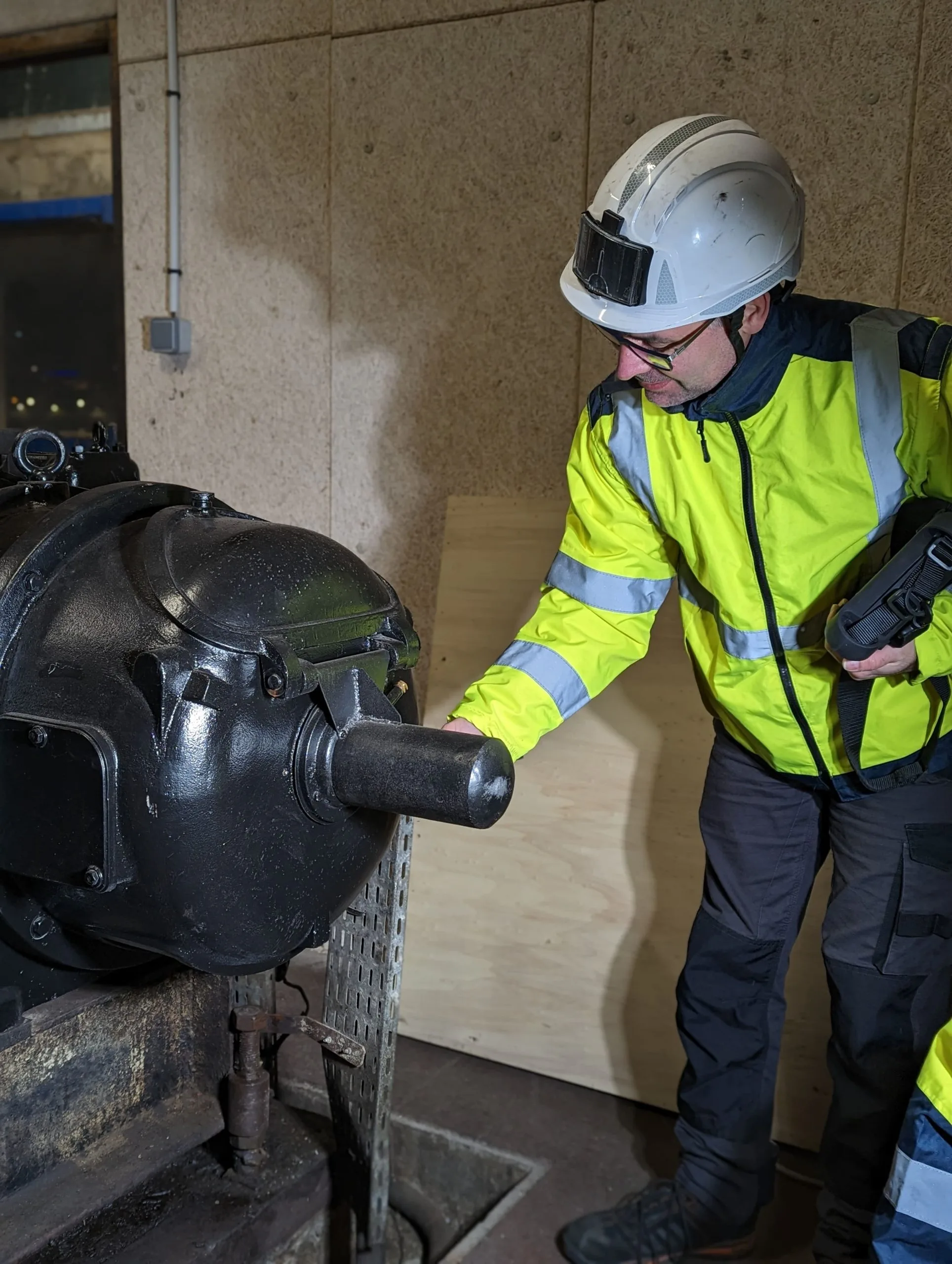 Tout savoir sur l'analyse vibratoire des machines tournantes